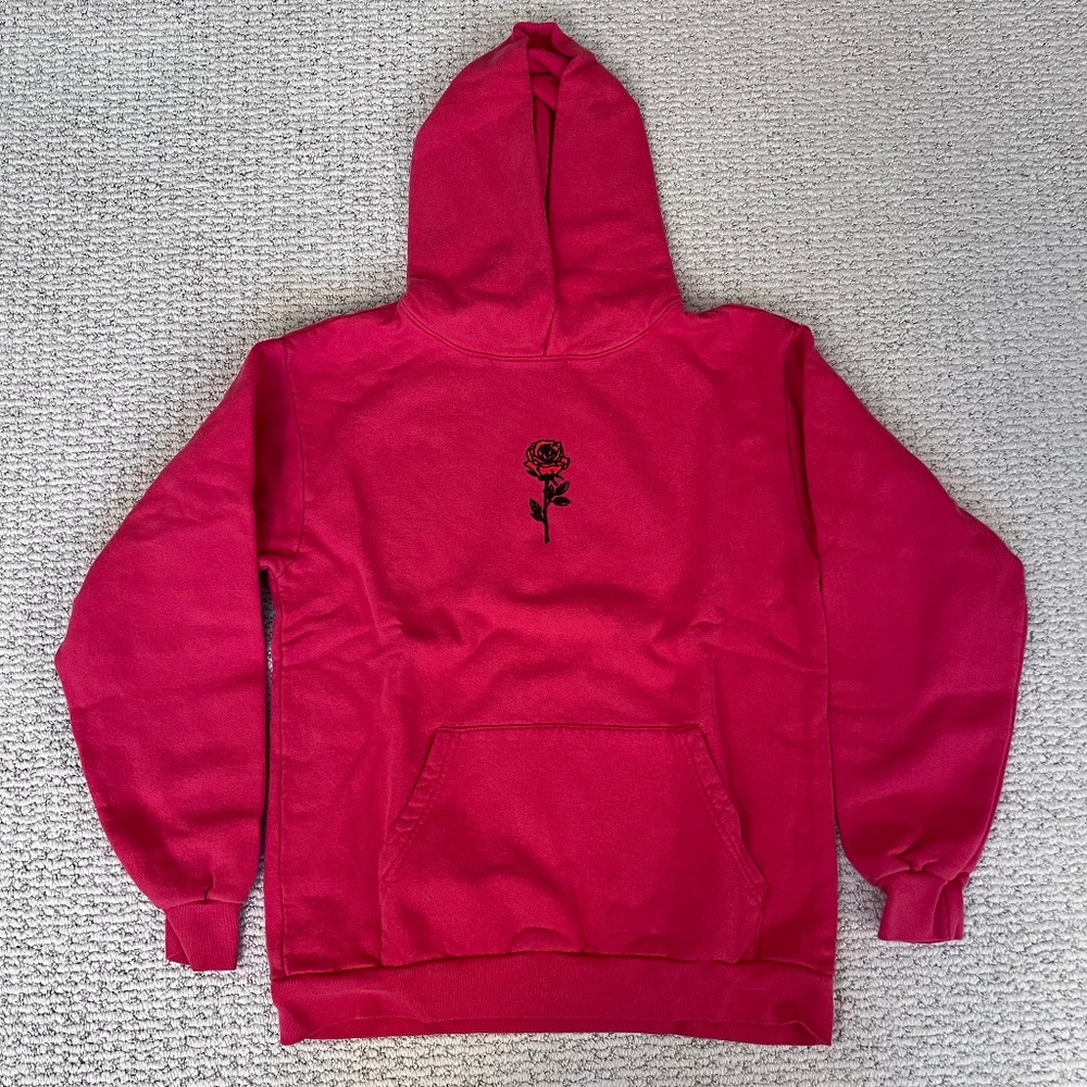 Daniel Ricciardo RIC3 Rose Sweatshirt in Red